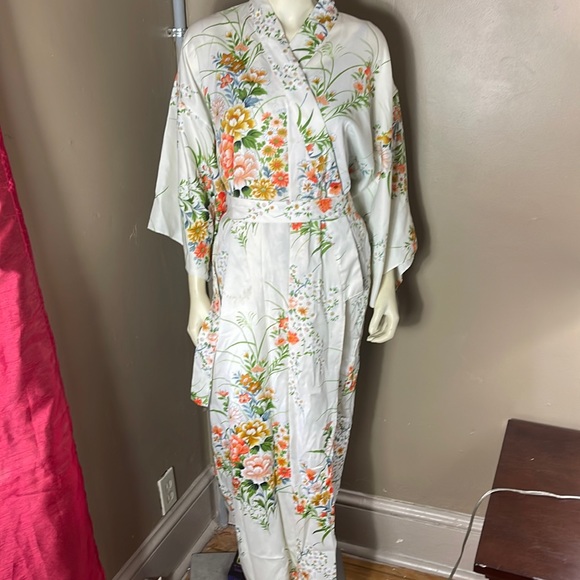 ichibaiu Intimates & Sleepwear Vintage Japanese Floral Robe Small